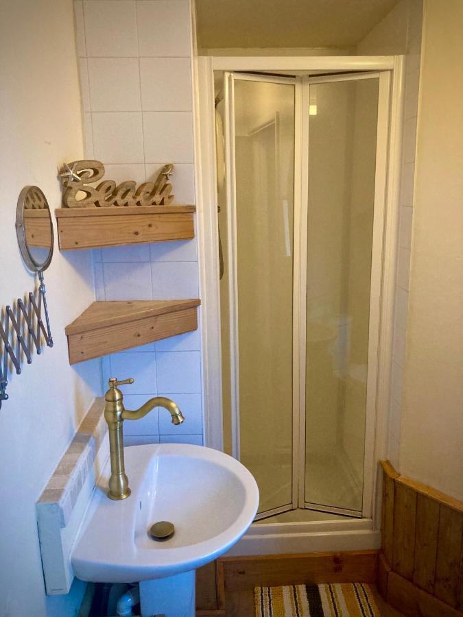 Ferienwohnung Aqua Shack At Pure Shores Retreats New Quay Exterior foto