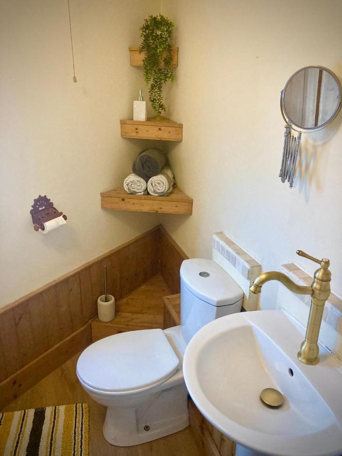 Ferienwohnung Aqua Shack At Pure Shores Retreats New Quay Exterior foto